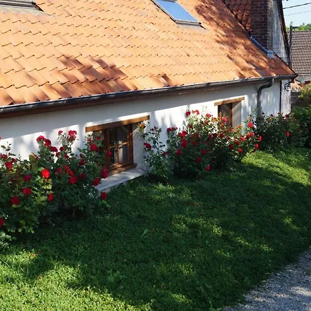 Les Charmes Du Petit Pre Coulomby