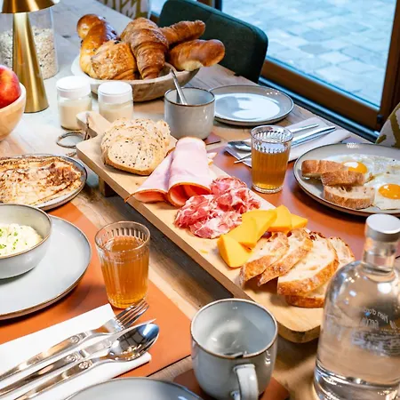 Panzió Les Charmes Du Petit Pre 3*