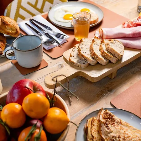 Bed & Breakfast Les Charmes Du Petit Pre *