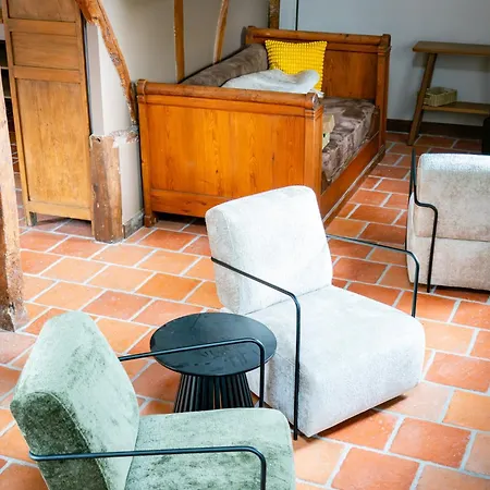 Les Charmes Du Petit Pre Bed & Breakfast Coulomby