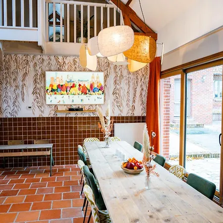 Les Charmes Du Petit Pre Bed & Breakfast