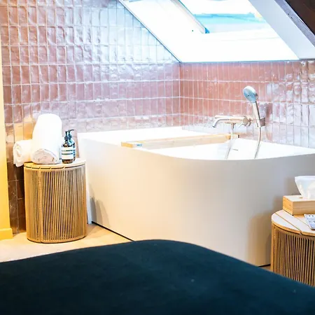 Les Charmes Du Petit Pre 3* Coulomby