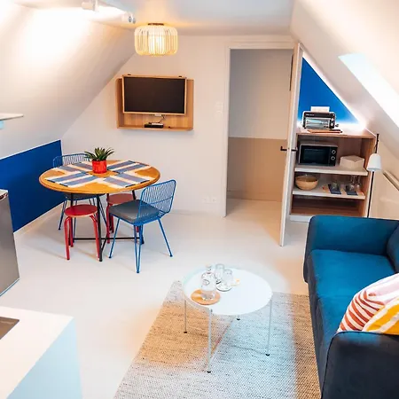 Les Charmes Du Petit Pre 3* Coulomby