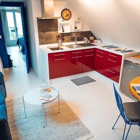 Les Charmes Du Petit Pre Bed & Breakfast