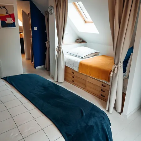 Les Charmes Du Petit Pre Bed & Breakfast *